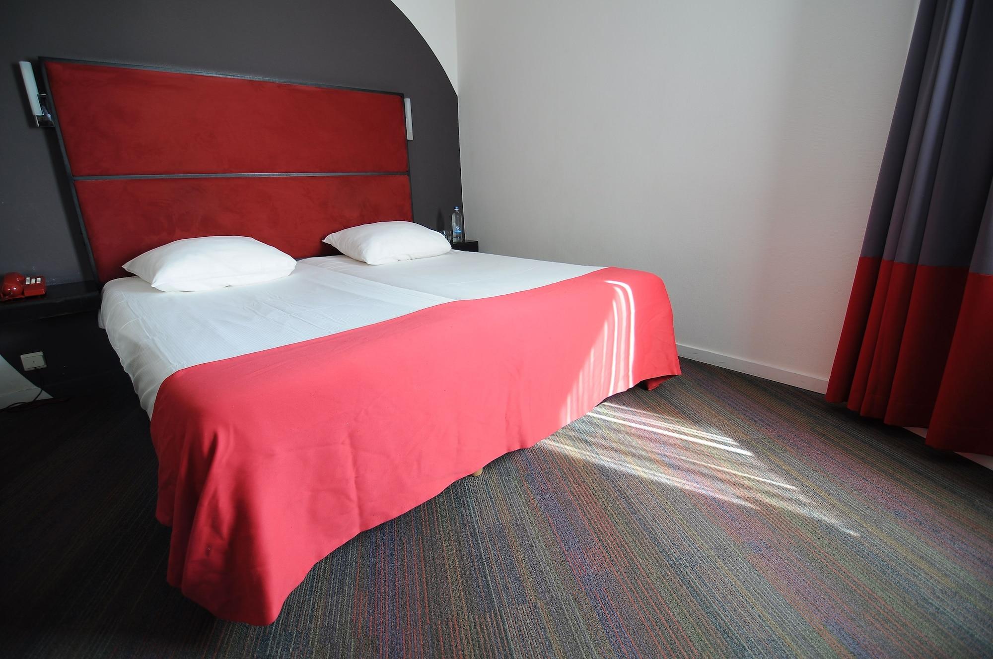 Hotel Arlon Bilik gambar