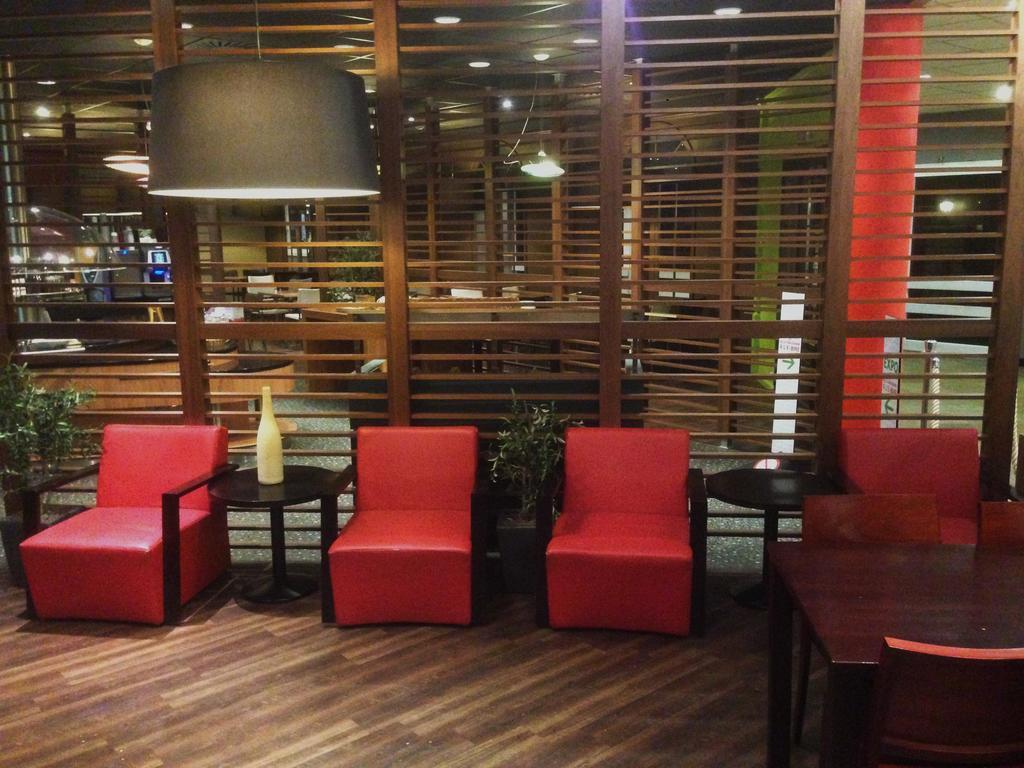 Hotel Arlon Luaran gambar